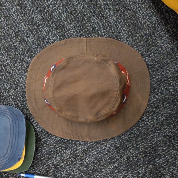 Abercrombie medium bucket 🪣 hat - Picture 4 of 6